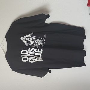 OLD GUYS RULE GRAPHICS SHORT SLEEVE SHIRT. SIZE LARGE.